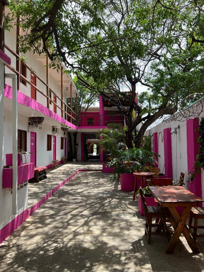 Love Beach Hostel *
